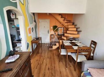 Apartamento · 80m² · 2 Quartos · Apartamento Duplex no Coração de Laranjeiras – 2 Quartos Pronto para Morar