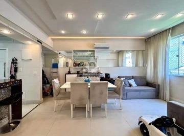 Apartamento · 94m² · 3 Quartos · 1 Vaga · Apartamento reformado ao lado do Metrô!