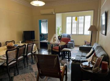 Apartamento · 109m² · 3 Quartos · 1 Vaga · Em Botafogo! Excelente apartamento com três quartos na rua Voluntários da Pátria, próximo à rua Dona