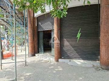 Comercial · 83m² · 1 Quarto ·  Invista no Coração do Leblon: 2 Lojas Unificadas com Localização Privilegiada