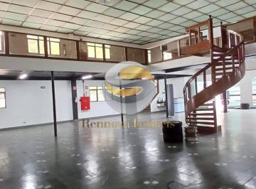 Comercial · 600m² · Excelente Prédio Comercial e Industrial na Estrada de Embu