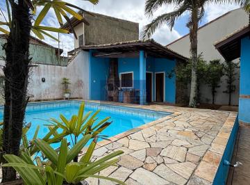 Foto 01 · Imperdível! Casa à venda em Itanhaém-SP, bairro Cibratel 2, 3 quartos, 1 suíte, 3 vagas, 101m² de ár
