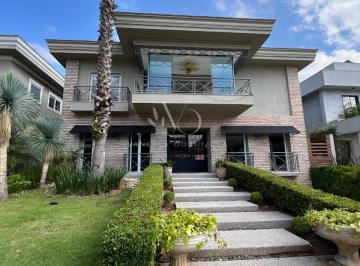 Foto 01 · Luxuosa casa em condomínio à venda em Santana de Parnaíba-SP, no bairro Tamboré: 4 quartos, 4 suítes