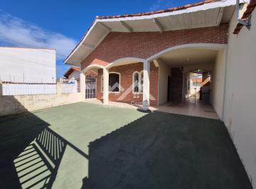 Casa · 500m² · 3 Quartos · 3 Vagas · 
                                Casa em Peruíbe
                            