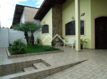 Casa · 3 Quartos · 5 Vagas ·
Casa em Peruíbe