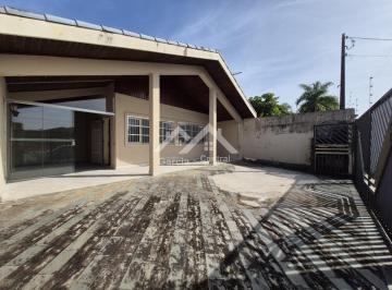 Casa · 750m² · 3 Quartos · 10 Vagas ·
Casa em Peruíbe