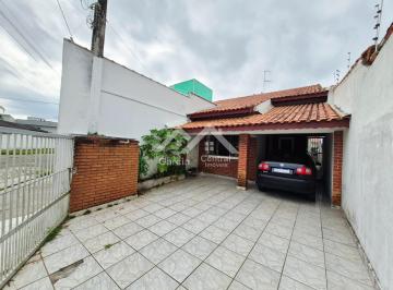 Casa · 197m² · 4 Quartos · 3 Vagas · 
                                Casa em Peruíbe
                            