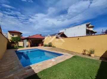 Casa · 500m² · 3 Quartos · 5 Vagas · 
                                Casa com piscina em Peruíbe
                            