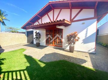 Casa · 300m² · 2 Quartos · 3 Vagas · 
                                Casa em Peruíbe lado praia
                            