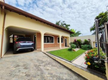 Casa · 173m² · 3 Quartos · 2 Vagas · Casa em Peruíbe