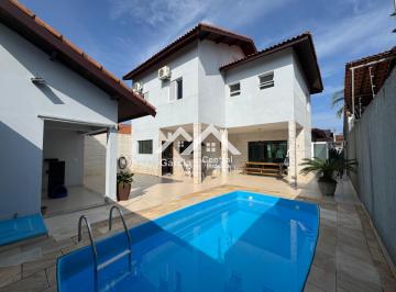 Casa · 300m² · 3 Quartos · 3 Vagas ·
Sobrado em Peruíbe