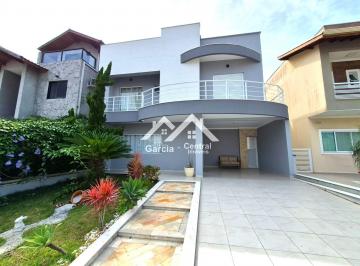 Casa · 290m² · 4 Quartos · 3 Vagas ·
Casa em condomínio em Peruíbe