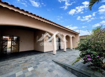 Casa · 160m² · 3 Quartos · 3 Vagas · Casa em Peruíbe