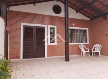 Casa · 200m² · 3 Quartos · 2 Vagas · 
                                Casa em Peruíbe
                            
