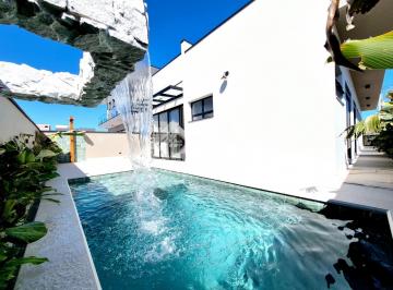 Casa · 156m² · 3 Quartos · 4 Vagas · Casa em condomínio em Peruíbe