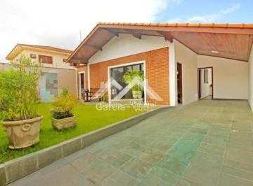 Casa · 145m² · 3 Quartos · 2 Vagas · Casa com 3 quartos sendo 1 suíte com edícula