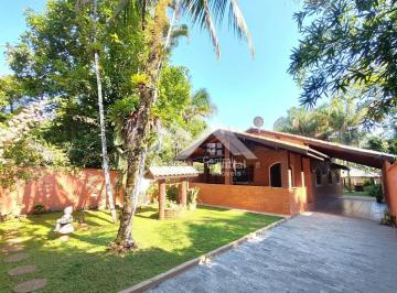 Casa · 118m² · 2 Quartos · 3 Vagas · Casa à venda em Peruíbe-SP - Bairro Garça Vermelha: 2 quartos, 1 sala, 1 banheiro, 3 vagas. Aproveit