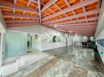 Casa · 187m² · 4 Quartos · 6 Vagas · Casa em Peruíbe