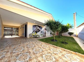Casa · 140m² · 3 Quartos · 3 Vagas · Casa em Peruíbe