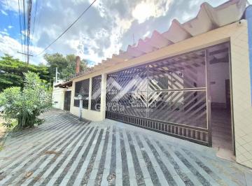 Casa · 166m² · 4 Quartos · 3 Vagas · Casa no centro com 4 quartos em Peruíbe