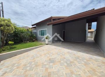 Casa · 130m² · 3 Quartos · 2 Vagas · 
                                Casa em Peruíbe
                            