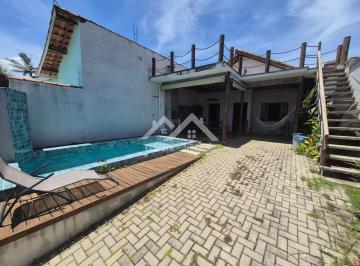 Casa · 142m² · 2 Quartos · 2 Vagas ·
Casa em Peruíbe