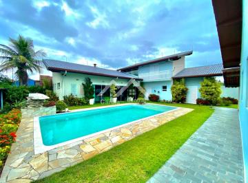 Casa · 381m² · 3 Quartos · 4 Vagas · 
                                Casa em Peruíbe
                            