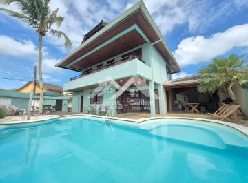 Casa · 400m² · 4 Quartos · 4 Vagas · Sobrado com piscina e churrasqueira em Peruíbe