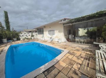 Casa · 147m² · 3 Quartos · 2 Vagas · Casa em Peruíbe
