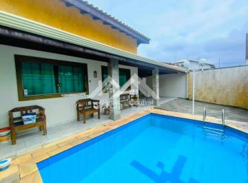 Casa · 299m² · 4 Quartos · 3 Vagas · Casa em Peruíbe