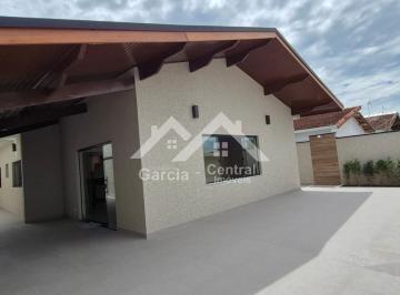 Casa · 148m² · 3 Quartos · 4 Vagas · 
                                Casa em Peruíbe
                            