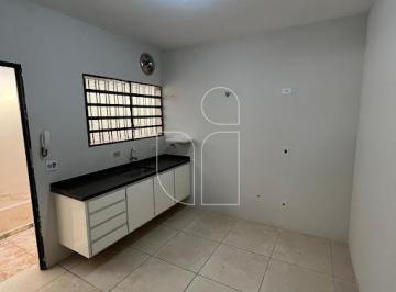 Casa · 3 Quartos · 2 Vagas · em Centro  -  Marília
