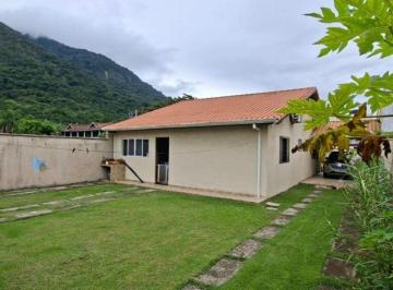 Casa de 2 quartos, Peruíbe · Casa para Venda no bairro Guaraú em Peruíbe,possui 02 dormitórios