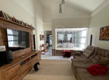 Casa · 150m² · 3 Quartos · 2 Vagas · Casa em Vila Romana  -  Marília