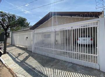Casa · 250m² · 3 Quartos · 4 Vagas · Casa em Santa Tereza  -  Marília por R$ 870.000