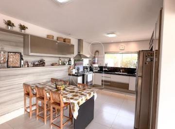 Casa · 450m² · 3 Quartos · 5 Vagas · Casa em Condomínio em Sítios de Recreio Santa Rosa (padre Nóbrega) - Marília, SP