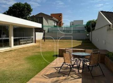 Casa · 380m² · 3 Quartos · 4 Vagas · Casa em Condomínio em Sítios de Recreio Letícia - Marília, SP