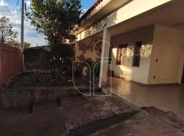 Casa · 243m² · 4 Quartos · 2 Vagas · Casa no Banzato Comercial proximo Santa Casa - Marília/SP