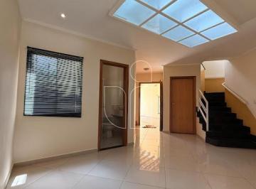 Casa · 222m² · 3 Vagas · Sobrado em Jardim Maria Martha  -  Marília