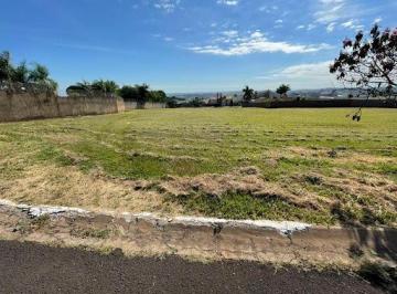 Terreno · Terreno em Condomínio em Residencial Portal da Serra - Marília, SP