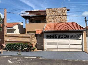 Casa · 250m² · 3 Quartos · Linda residência em Nucleo Habitacional Jardim Bela Vista  -  Marília