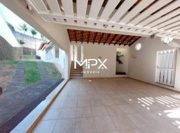 Casa · 343m² · 5 Quartos · 3 Vagas · Casa para alugar no bairro Centro em Piracicaba