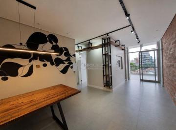 Apartamento · 2 Quartos · 1 Vaga · Apartamento à Venda na Rua Uruguai. Varanda, Sala e Quarto com Dependência Revertida e Vaga