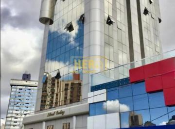 Comercial · 68m² · 1 Vaga · Escritório/Sala Comercial - 68m²