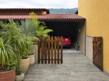Casa · 122m² · 2 Quartos · Exclusividade e elegância em um refúgio à beira-mar em Garatucaia