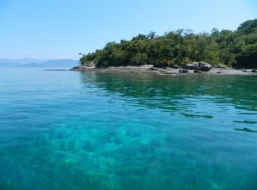 Apartamento · 50m² · Terreno na Ilha à venda, 148000 m² por R$ 7.000.000 - Praia de Meros - Angra dos Reis/RJ