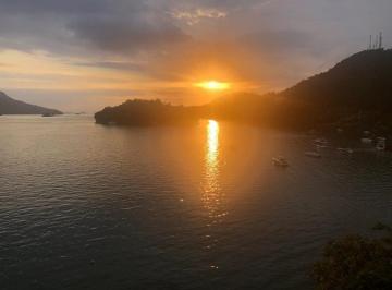 Apartamento · 200m² · 3 Quartos · Apartamento com 3 dormitórios à venda, 200 m² por R$ 945.000,00 - Pontal (Cunhambebe) - Angra dos Re