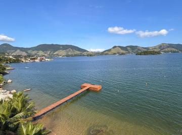 Apartamento · 240m² · 4 Quartos · 1 Vaga · Cobertura Exclusiva com Vista Panorâmica para o Mar e Vaga Coberta para Lancha (36 Pés) em Angra dos