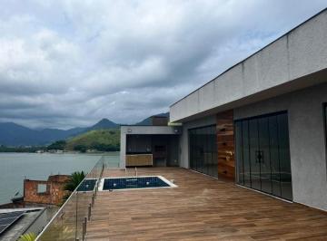 Casa · 240m² · 4 Quartos · Pé na areia, privacidade absoluta e vida sofisticada em Angra