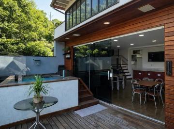 Casa · 150m² · 4 Quartos · Exclusividade e sofisticação à beira-mar na joia de Angra dos Reis